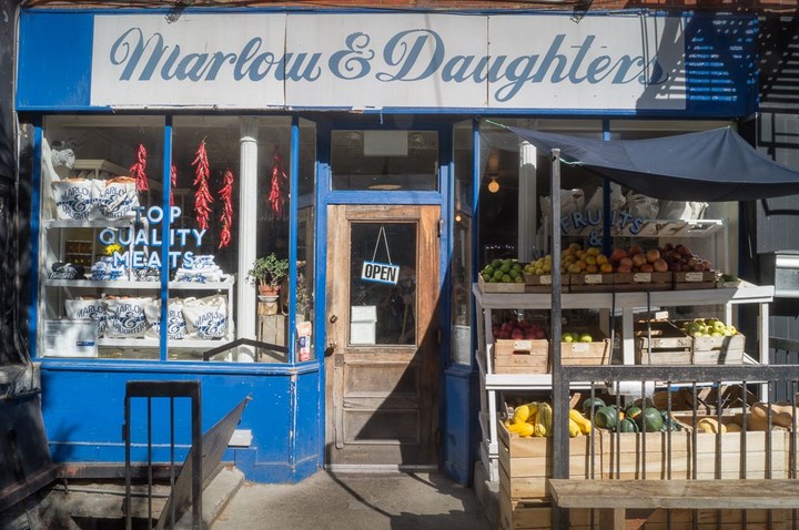 Marlow & Daughters