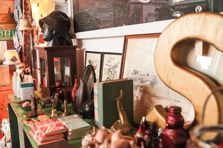Mate Gallery
