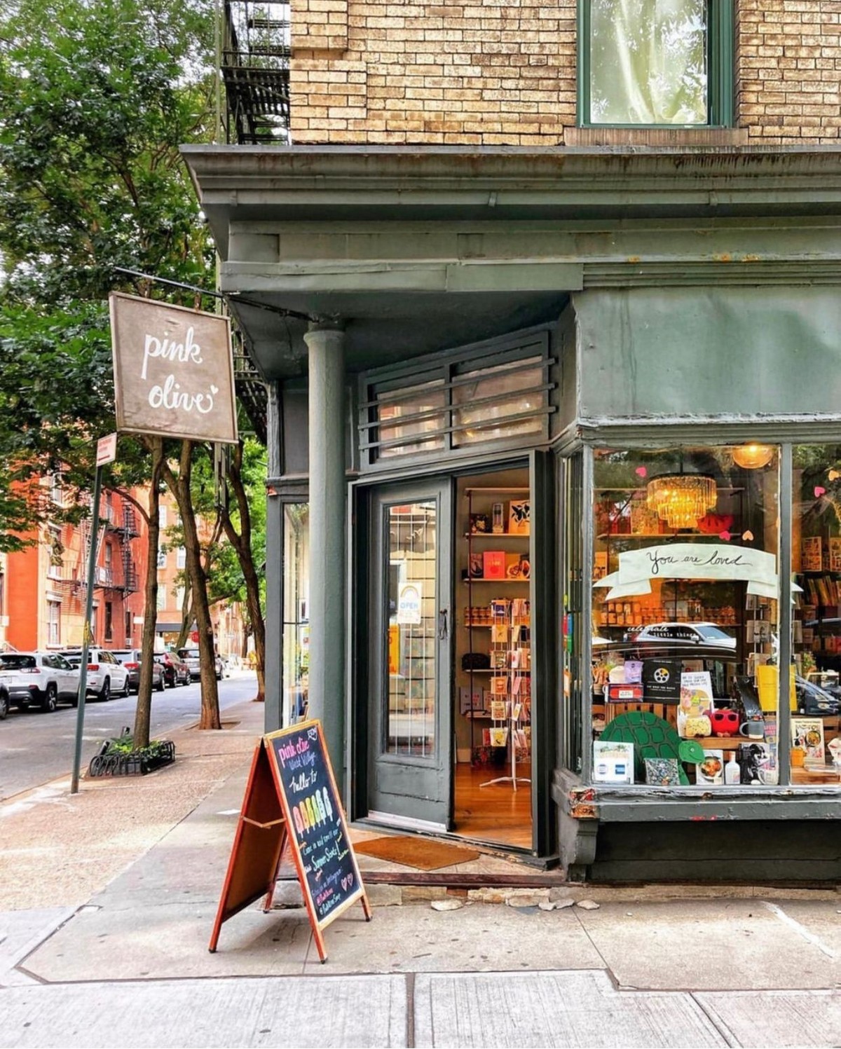Pink Olive, West Village photo Susan Kaufman