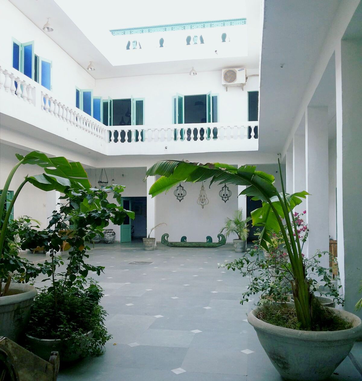 Serendipity, Delhi