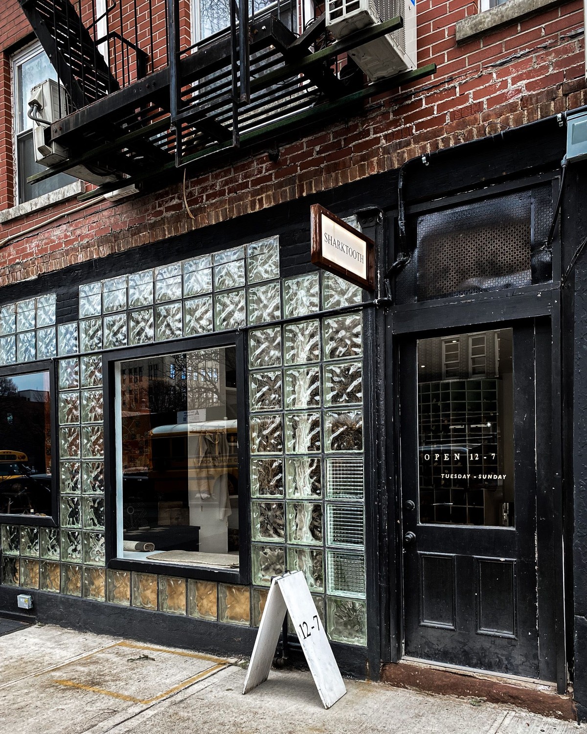 Sharktooth, Brooklyn