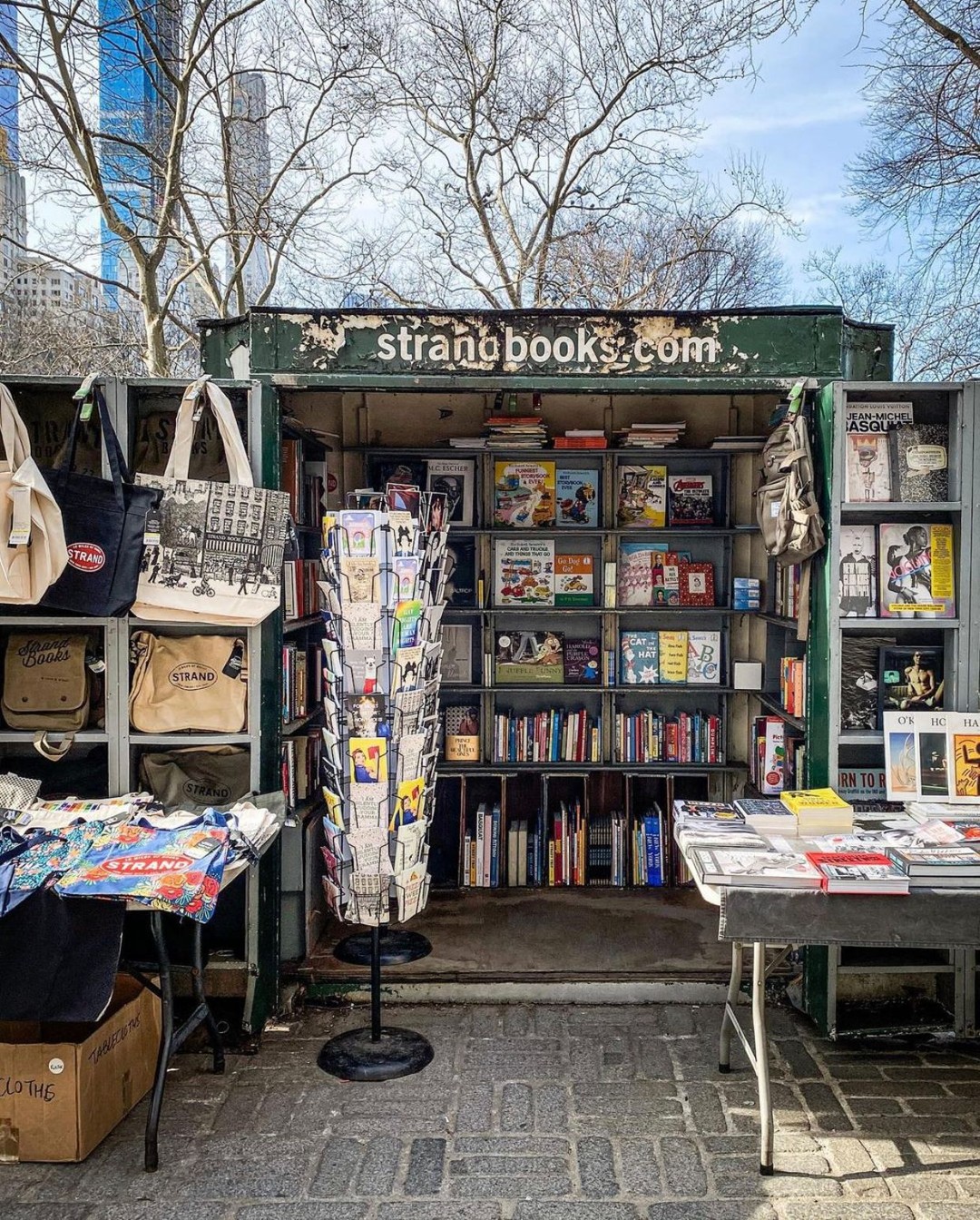 Strand Bookstore Central Park Kiosk, New York
